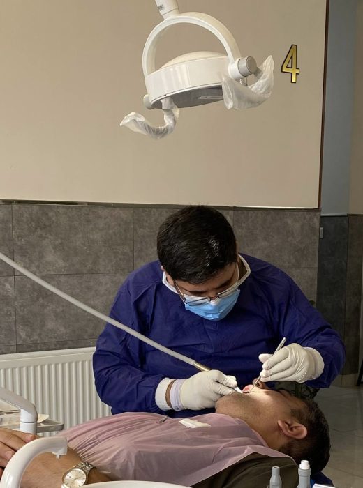 دکتر علیرضا حیاتی